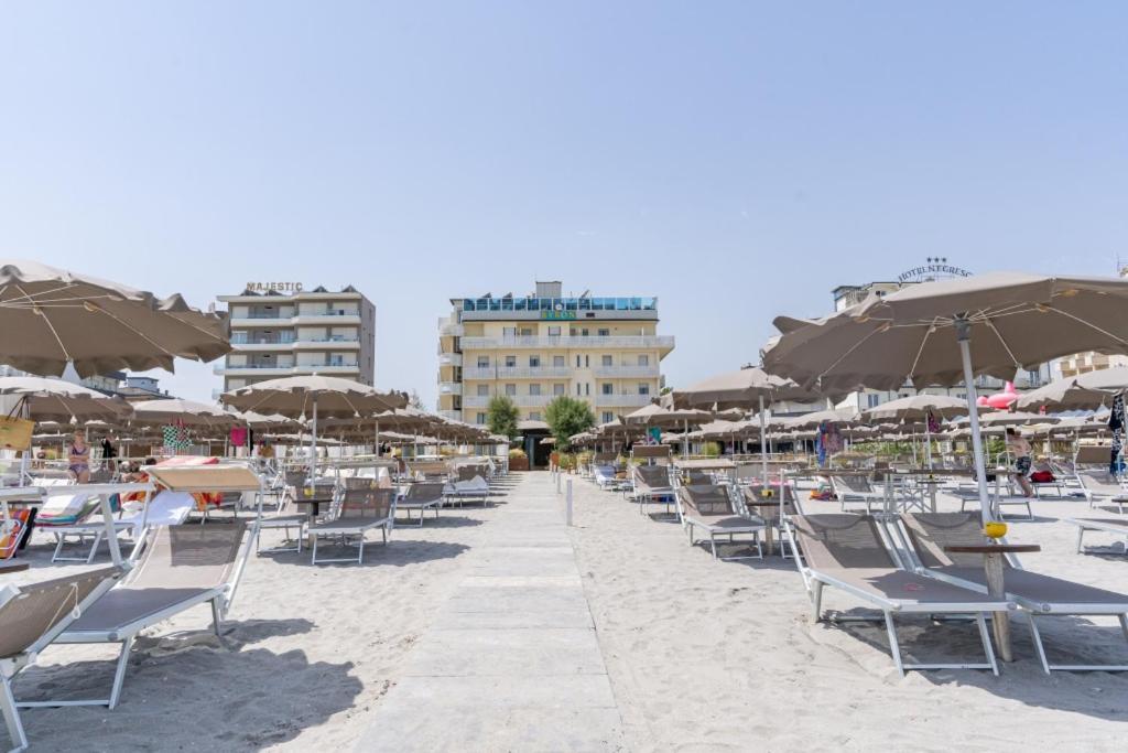 Hotel Byron Milano Marittima Exteriér fotografie