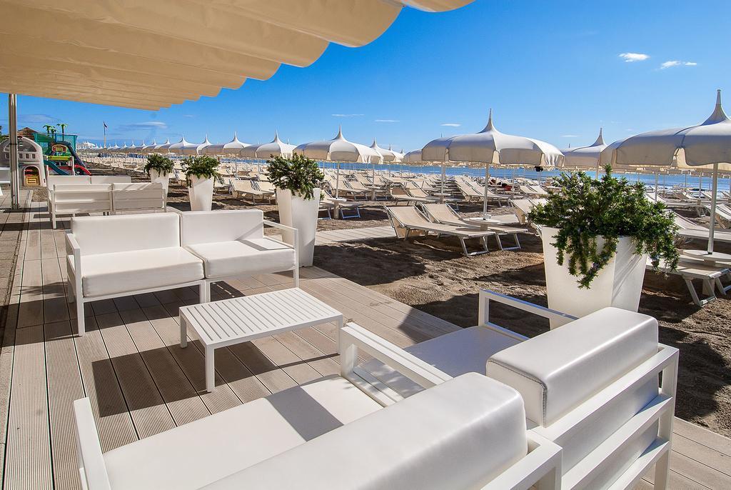 Hotel Byron Milano Marittima Exteriér fotografie