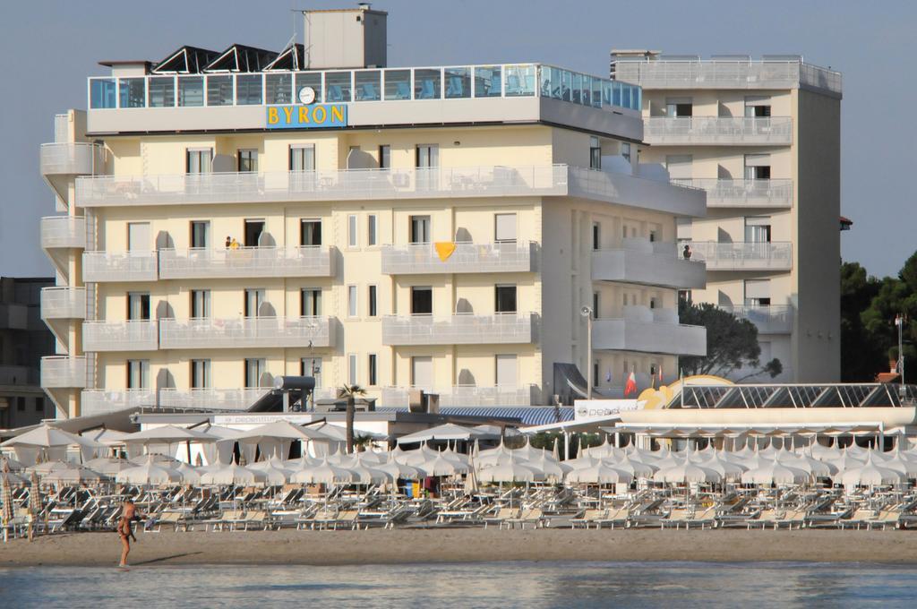 Hotel Byron Milano Marittima Exteriér fotografie