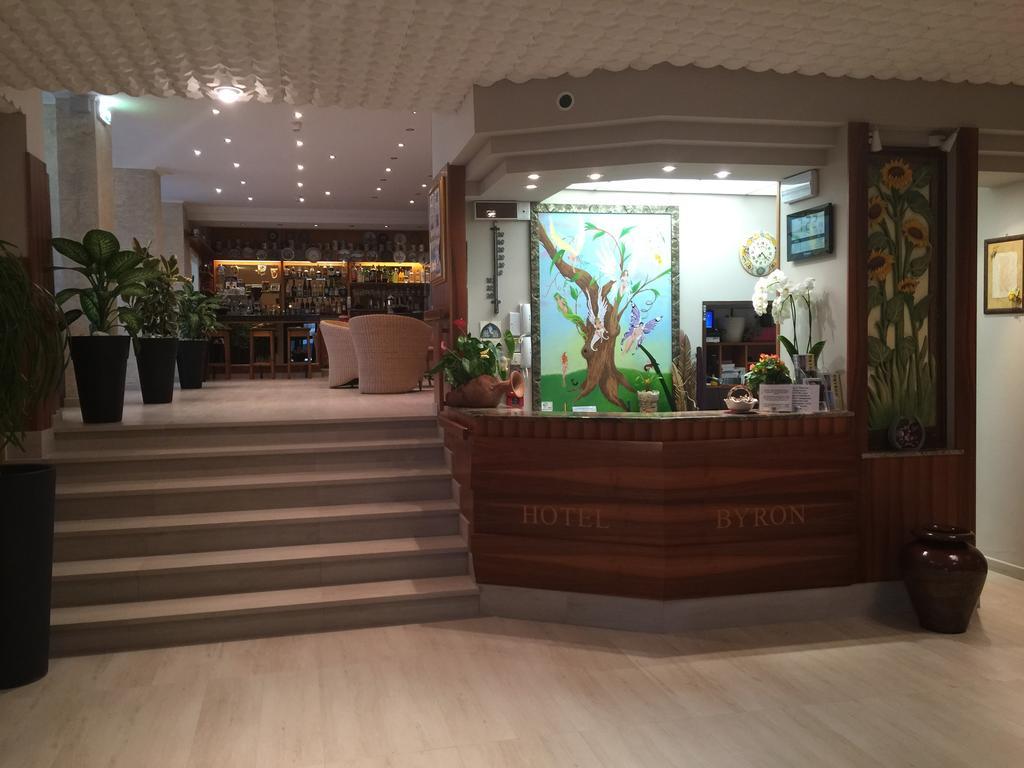 Hotel Byron Milano Marittima Exteriér fotografie